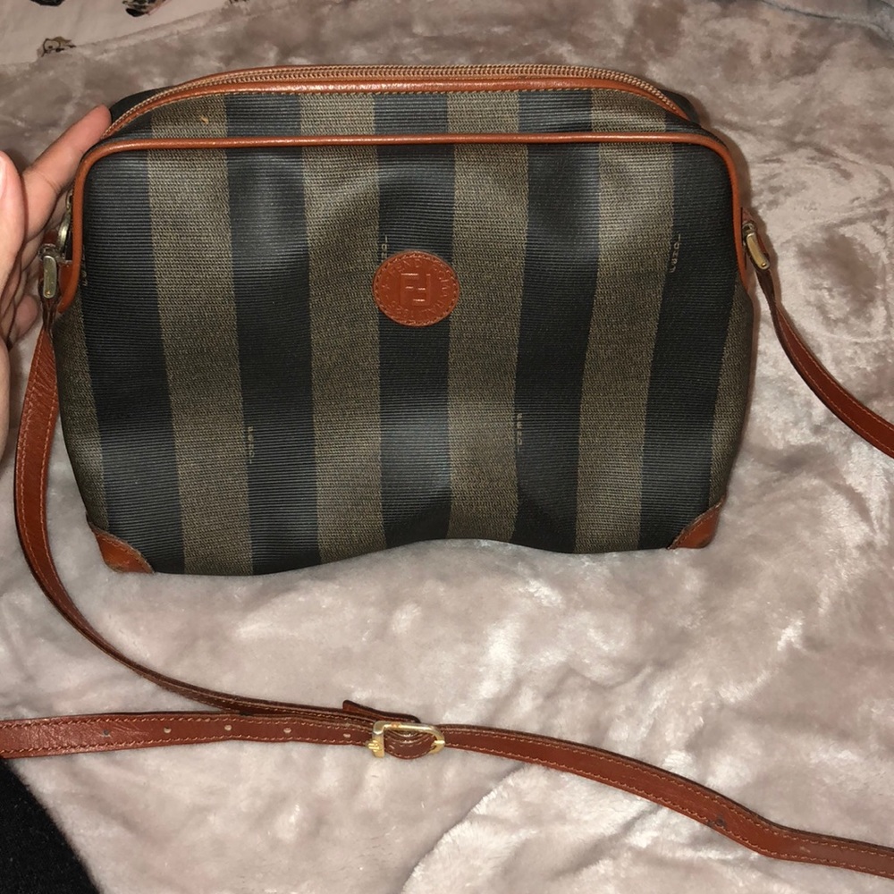 Fendi crossbody🌸